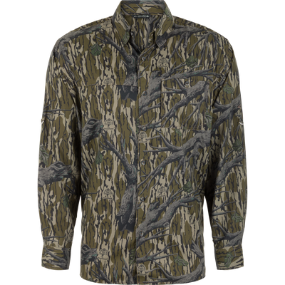 Long-Sleeved 8-Shot Flyweight Shirt in a tree bark and leaf camouflage print with long sleeves and a button-down front.
