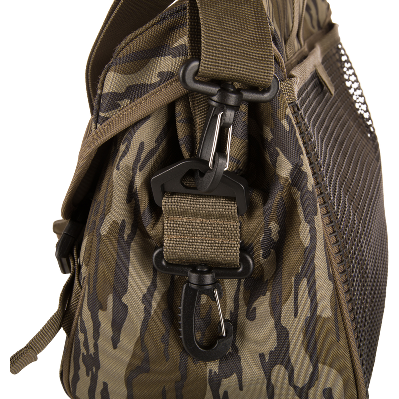 Hardline Shoulder Blind Bag