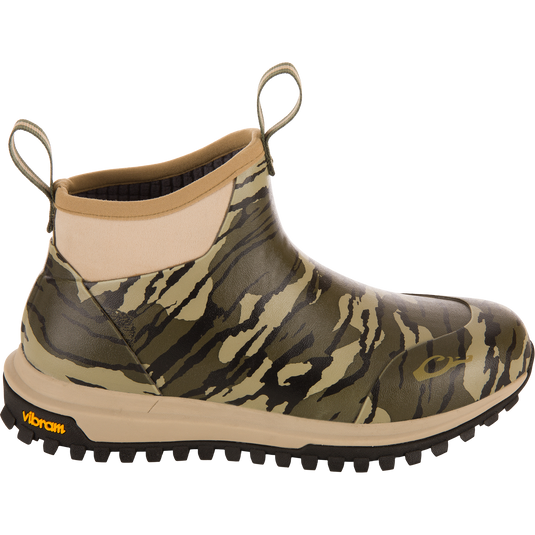 Offroad Rubber Deck Boots featuring camouflage slip-on design, Vibram outsole, neoprene upper for flexibility, and pull-tabs for easy wear, ideal for demanding waterfowl conditions.
