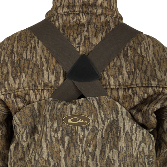 Uninsulated Guardian Elite HND Front Zip Waders: close-up of straps.