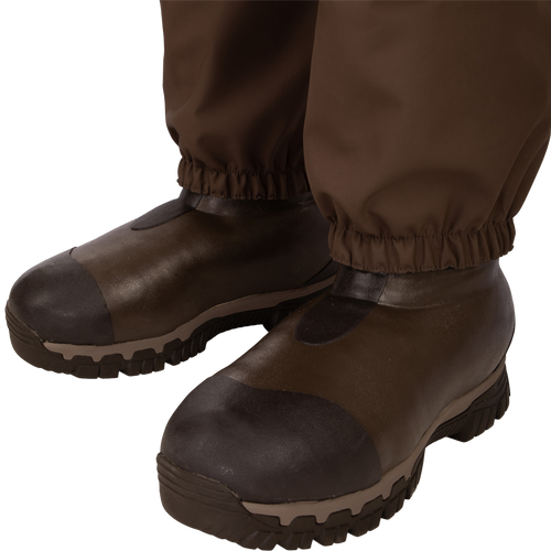 Uninsulated Guardian Elite HND Front Zip Waders - close up of 1600g Thinsulate® Insulation in the Boots 
