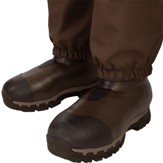 Uninsulated Guardian Elite HND Front Zip Waders - close up of 1600g Thinsulate® Insulation in the Boots 