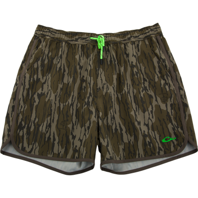 Lake Shore Shorty Short with elastic waistband, neon-green drawstring, side pockets, curved hem; ideal for water activities with DWR finish and mobility-enhancing design.