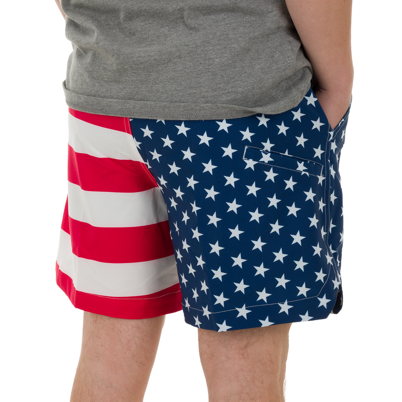 Americana Lake Shore Dock Short