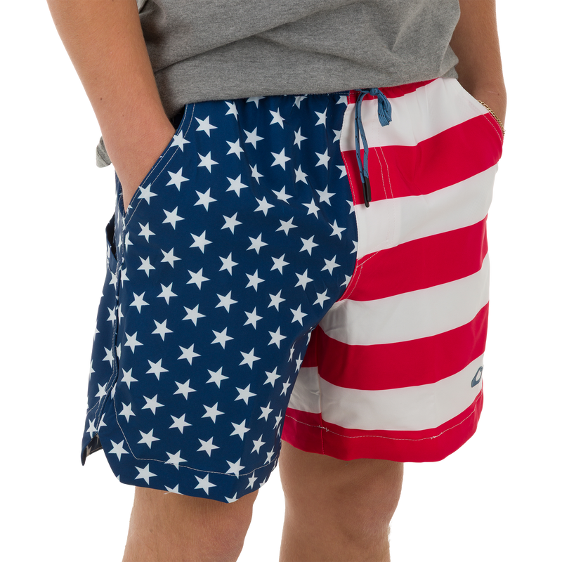 Americana Lake Shore Dock Short
