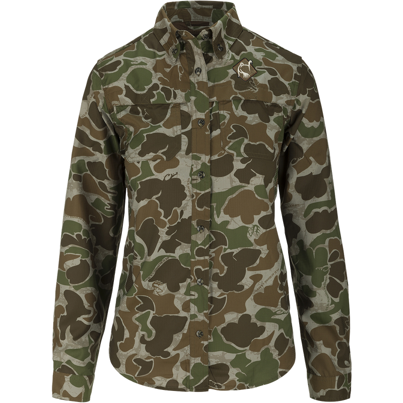 Women's Mesh Back Flyweight Shirt 2.0: Camouflage jacket with logo and duck. Lightweight, breathable, and quick-drying. Button-down collar, mesh back panel, and UPF 50+ sun protection. Ideal for hunting and outdoor activities.