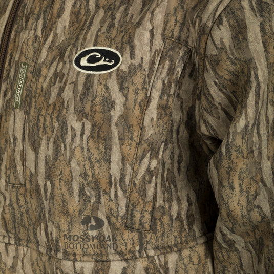 MST Hole Shot Windproof Eqwader 1/4 Zip Jacket: A close-up of the jacket with a black and white logo, offering superior protection and temperature control for any weather.